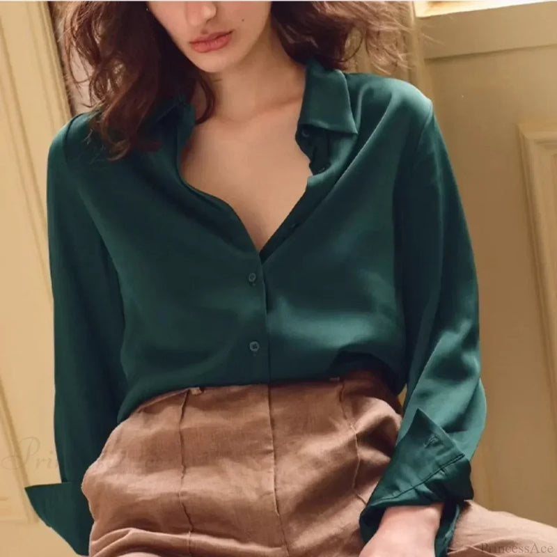 Timeless Vintage Style Blouse