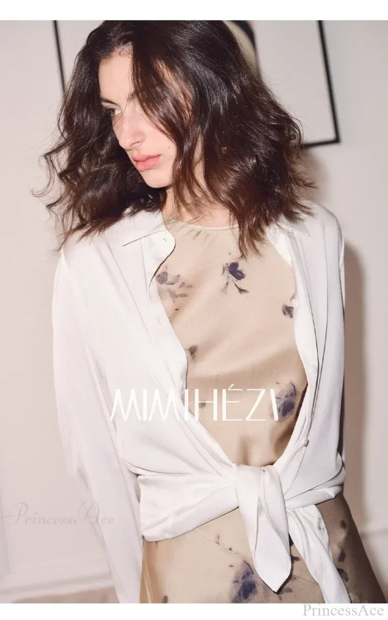 Timeless Vintage Style Blouse