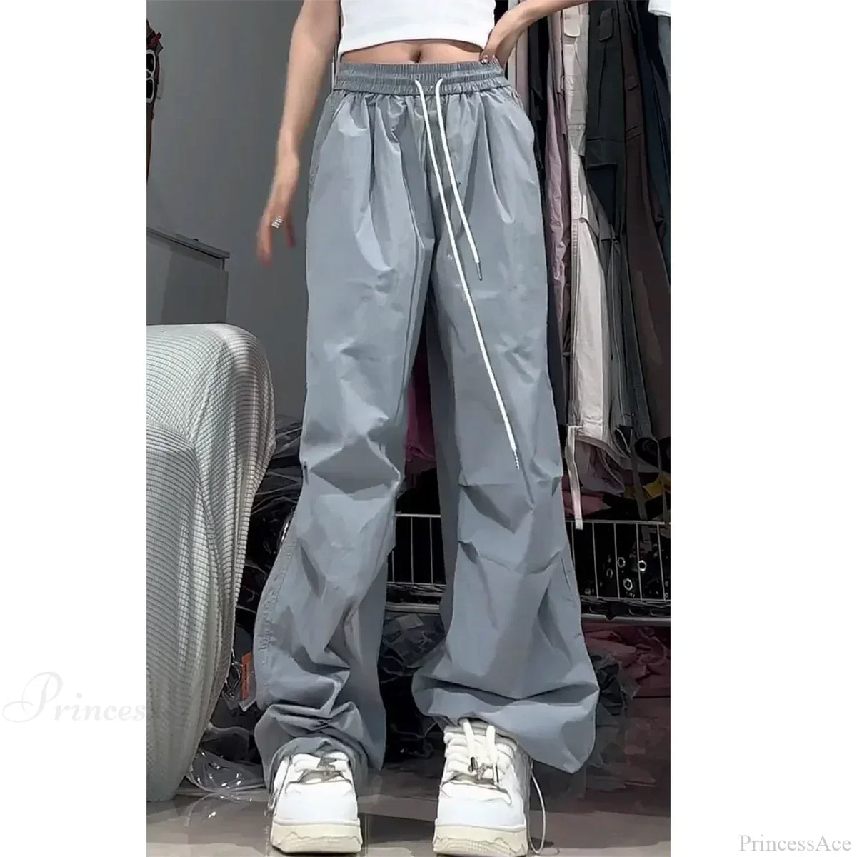 GRAY