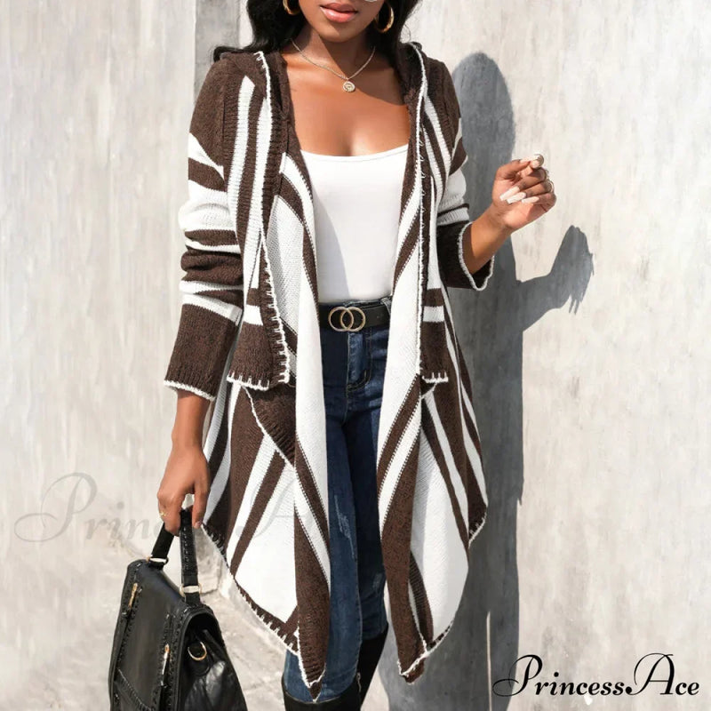 Elegantly Designed Cardigan