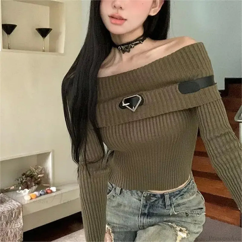 Timeless Vintage Style Top