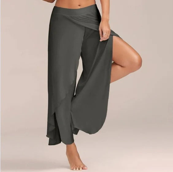 CD | Pantaloni de yoga cu croială largă într-un design monocrom