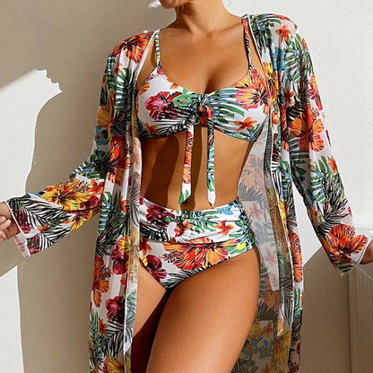 CD | Bikini cu imprimeu floral și suprapunere