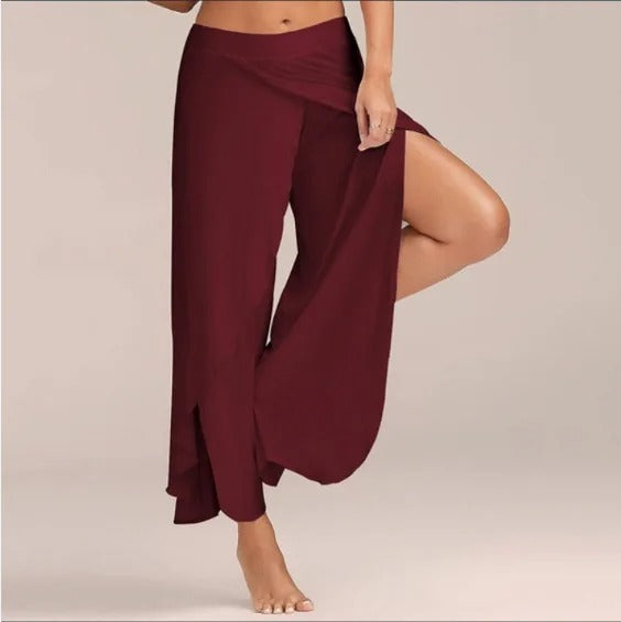 CD | Pantaloni de yoga cu croială largă într-un design monocrom