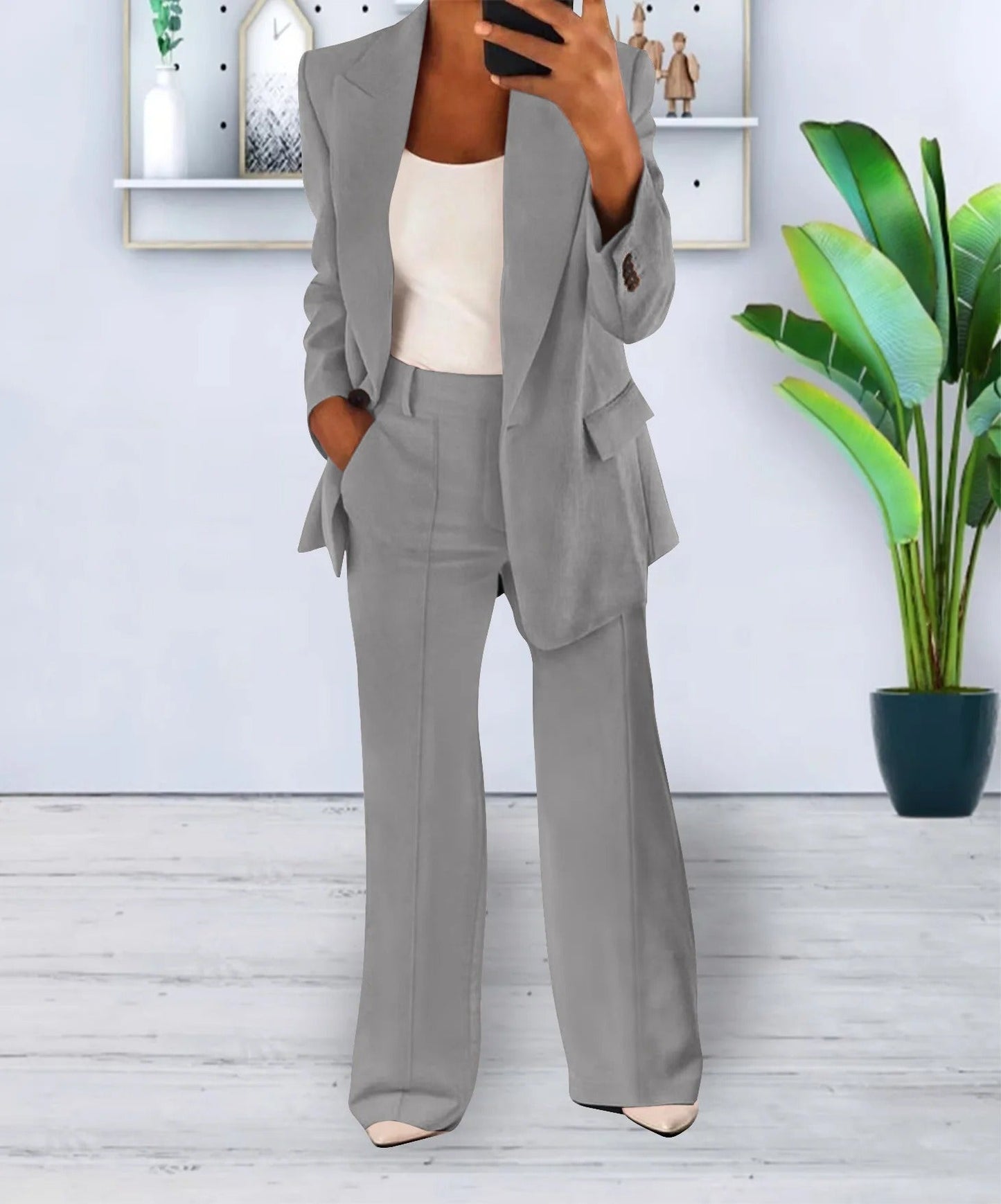 CD | Blazer și pantaloni de damă