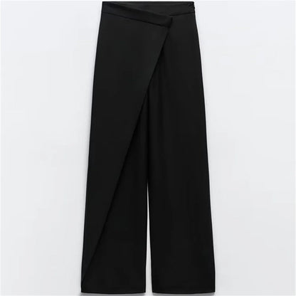 CD | Pantaloni la modă pentru femei