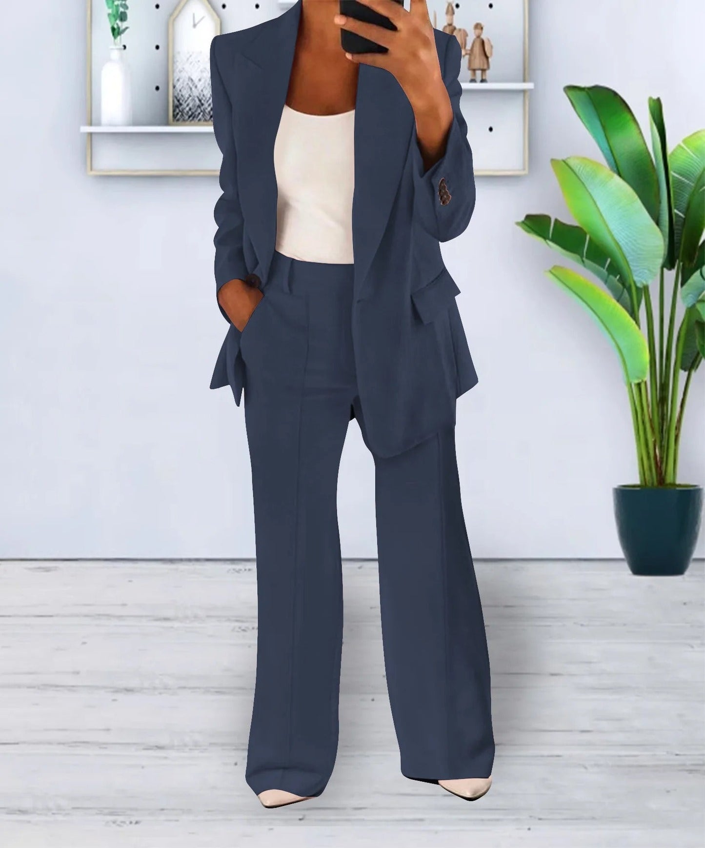 CD | Blazer și pantaloni de damă