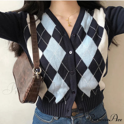 Elegantly Designed Cardigan